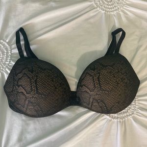 36D Incredible by Victoria’s Secret Bra